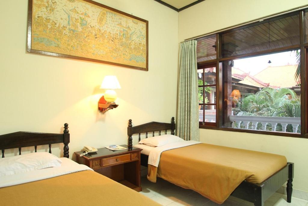 Kuta Dormitory At Simpang Inn Extérieur photo